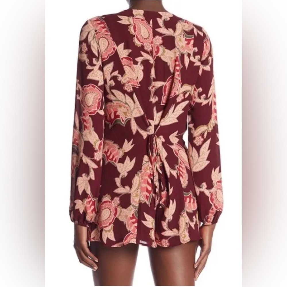 SHOW ME YOUR MUMU | Bailey Tie Back Romper for Fall | Flouncy Boho Print | Small - Picture 2 of 11